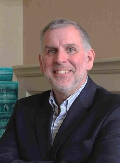 Darryl Enfield headshot